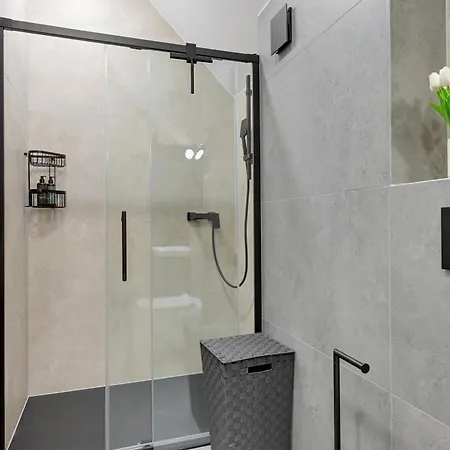 Dom Na Kuracyjnej Z Jacuzzi By Downtown Lejlighed Jastrzębia Góra